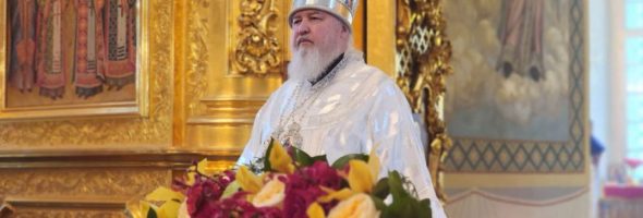 Митрополит Кирилл возглавил Божественную литургию в храме свт. Николая в Заяицком г. Москвы