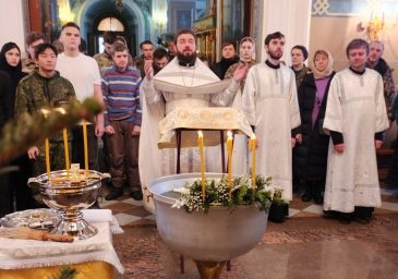 В праздник Крещения Господня в храме свт. Николая в Заяицком прошли праздничные богослужения