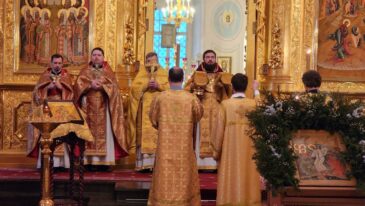 Божественная литургия в Неделю 34-ю по Пятидесятнице прошла в храме свт. Николая в Заяицком