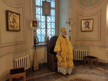 В Неделю о мытаре и фарисее митрополит Кирилл совершил Литургию в храме свт. Николая в Заяицком