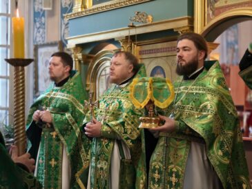 Престольный праздник отметили в храме свт. Николая в Заяицком