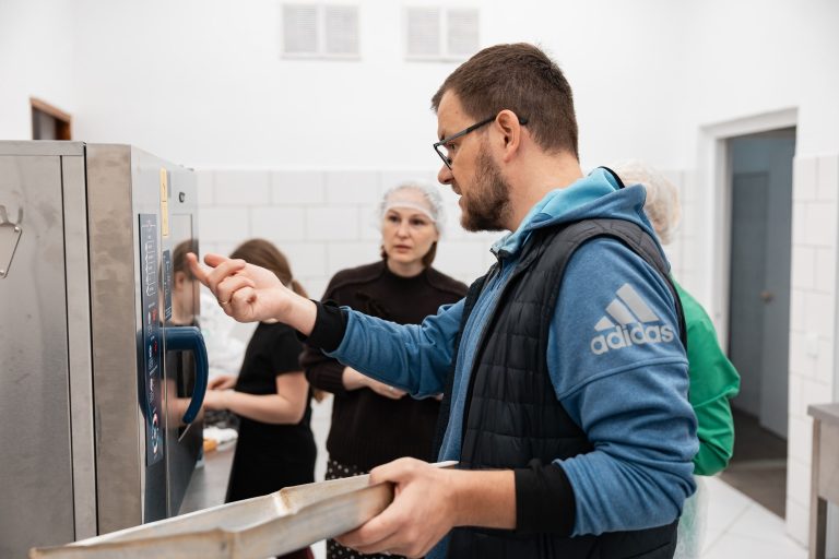 016-RSiZf3Vv-LvUJR6A9r1KG0JfzK9Y3Ci81dDna0i5y-CASyfRCJTH1CT3BtLsoJhnn2juAumYWWTv