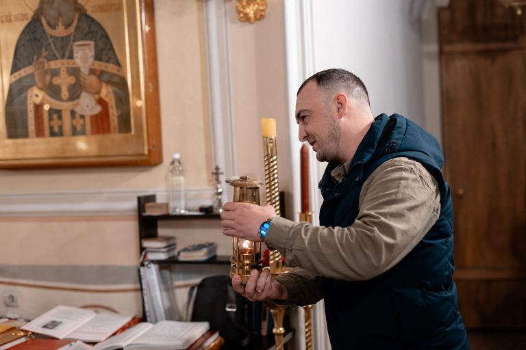 042-acA2AvuOW0-Ooi9LxznL1NQJkn_EKPUkFtNWsARkBDwhv7HuN7J54SfXrOC0pGra2Bbr1Z2wJssj