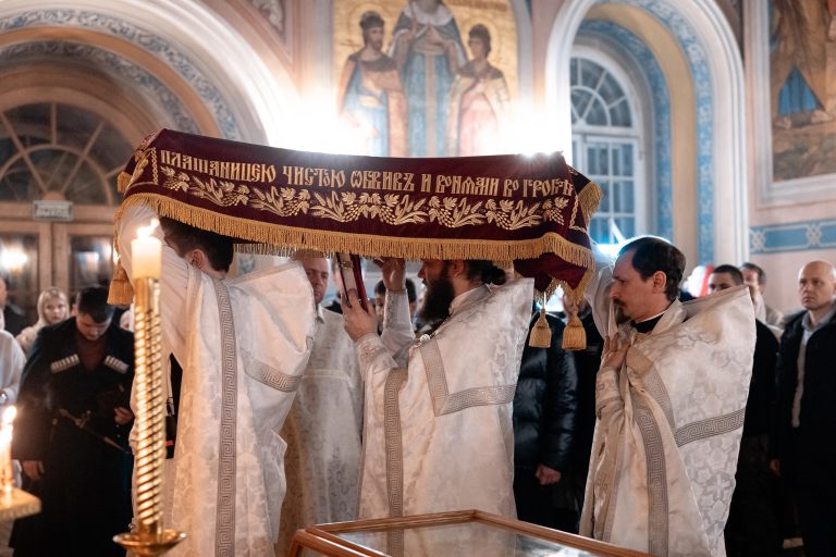 072-lkWaiilXBmzvAUvqjZRpfA82vEhW2b6BFUpCv0aHehN6I8DTOJFlv_trQMgIPcWb_Faw1SqLUZI8