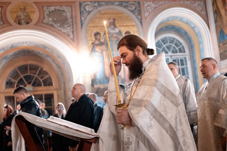 075-HiheFeKYvMC4iN9R6R-c4BAjMUfSj9ffomytq_IsY2GF1ESEIbEQycteNv21VatXRs0238zc_9TN