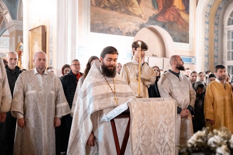 076-w41XmqxflDADAvlVvX8hdalAWBIfsZpnnT-cJZmFtGHTV1rbWvtSr01EaIMnYQ3SlGbNoOE5GLAo