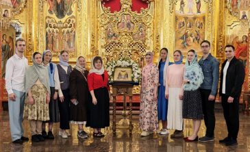 В храме святителя Николая в Заяицком прошёл молебен святым Петру и Февронии Муромским