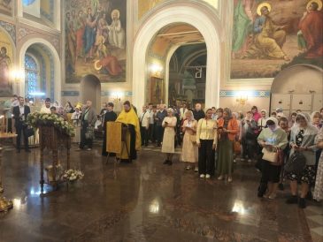 В храме святителя Николая в Заяицком прошёл молебен святым Петру и Февронии Муромским